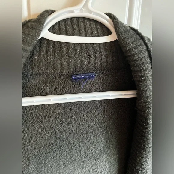 Grey Cardigan - Picture 4 of 7